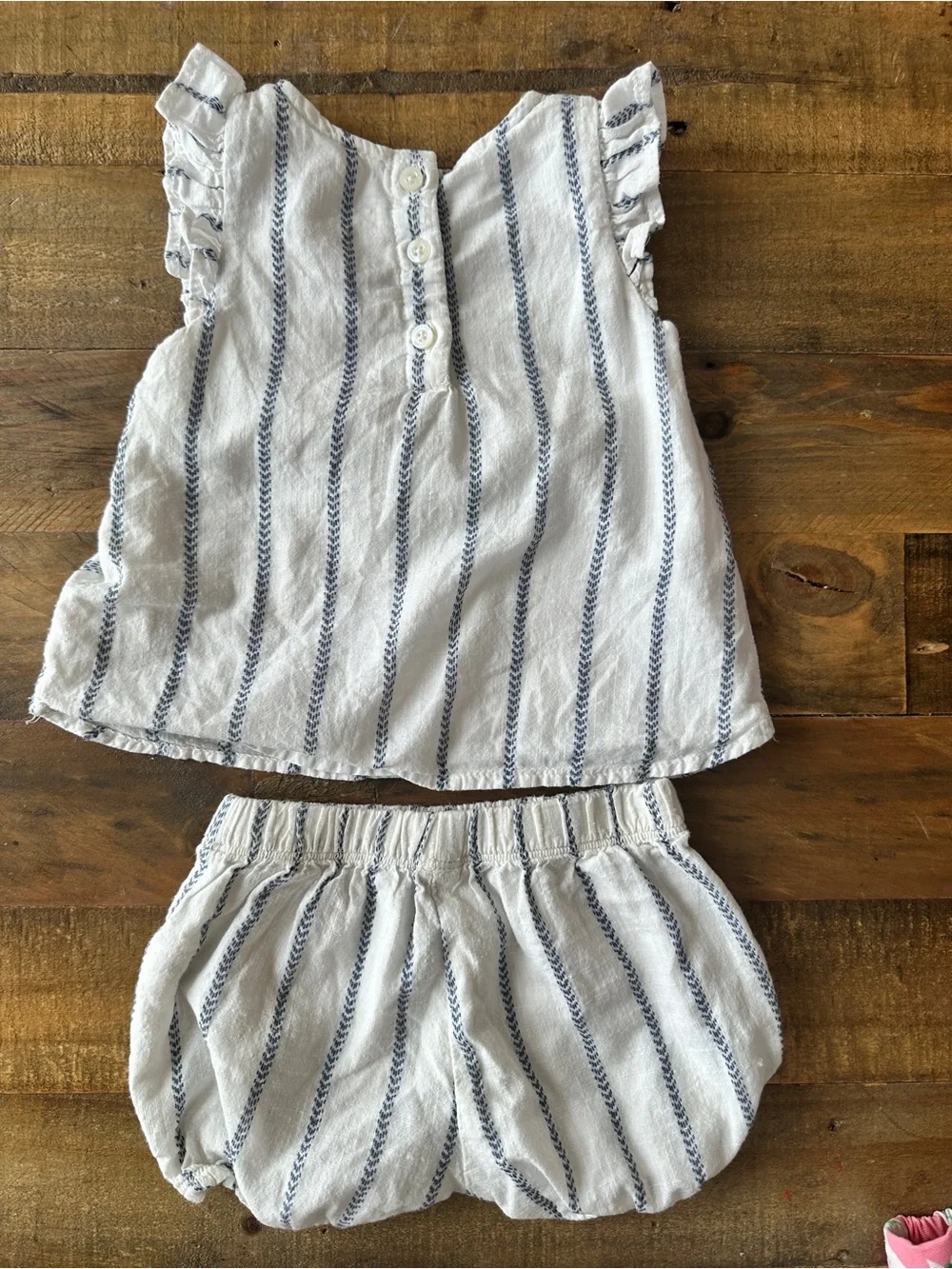 Tucker + Tate White Striped Two-Piece Set with Colorful Floral Embroidery
